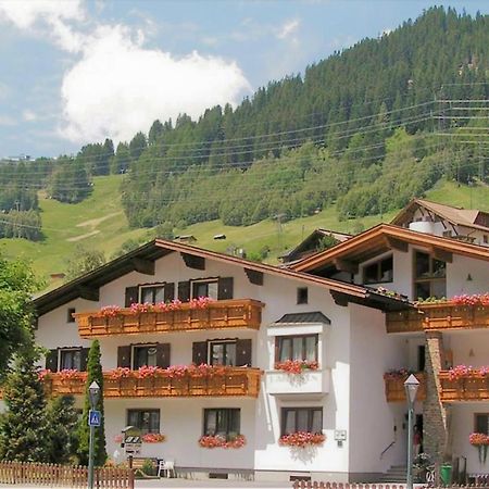 Haus Fallesin Sankt Anton am Arlberg Buitenkant foto